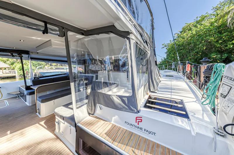 Temenos Yacht Photos Pics 