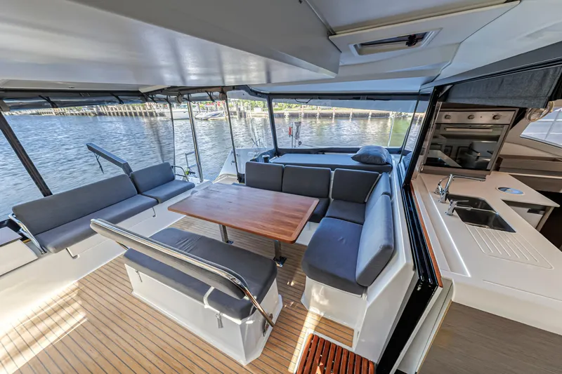 Temenos Yacht Photos Pics 