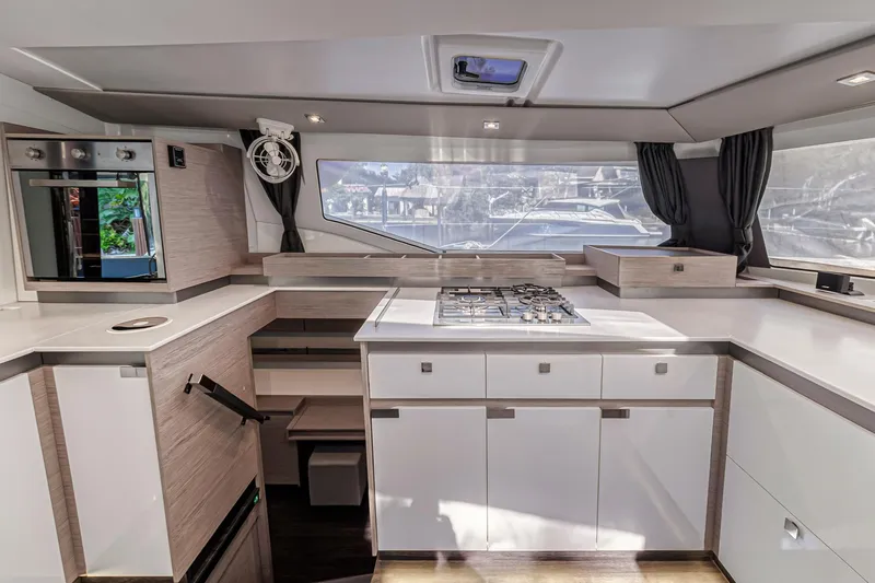 Temenos Yacht Photos Pics 