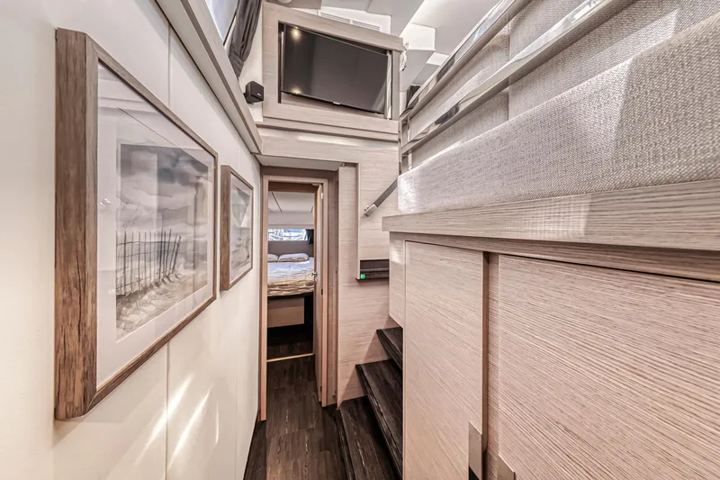 Temenos Yacht Photos Pics 