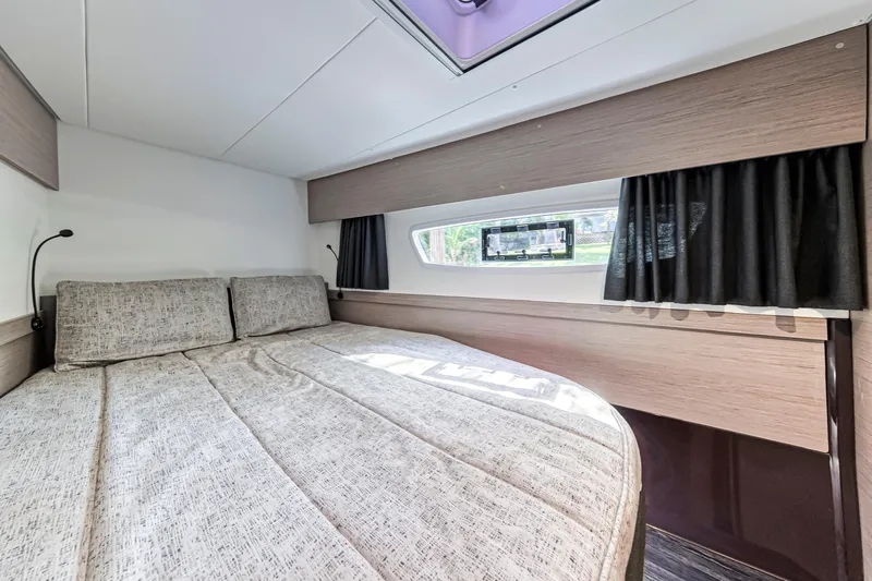 Temenos Yacht Photos Pics 