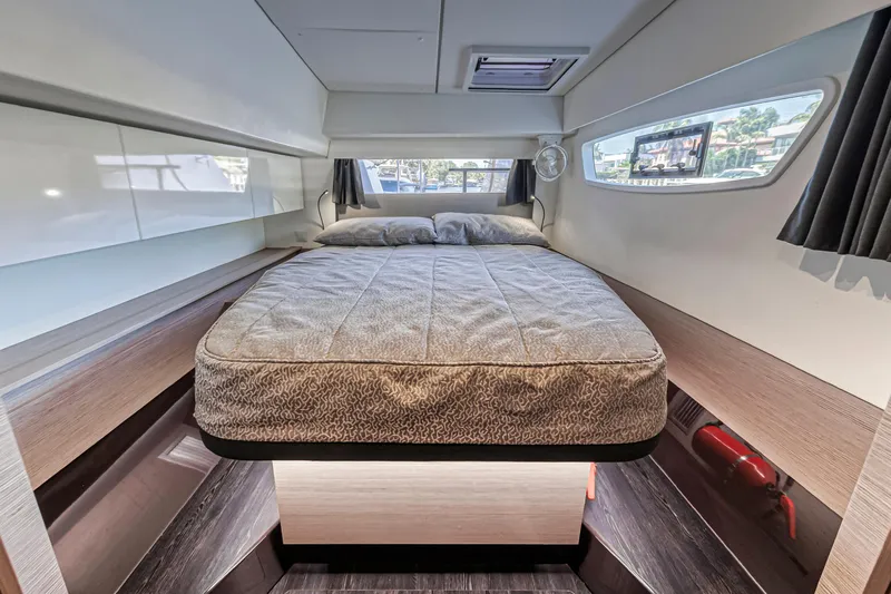 Temenos Yacht Photos Pics 