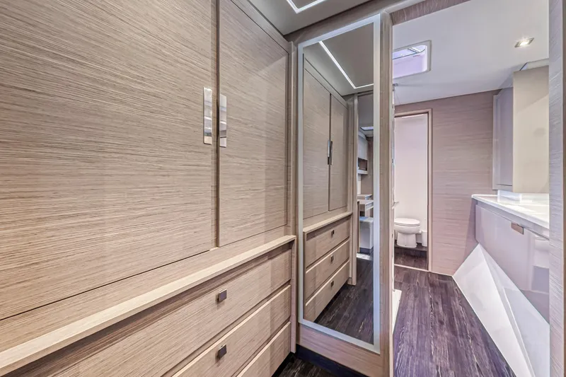 Temenos Yacht Photos Pics 