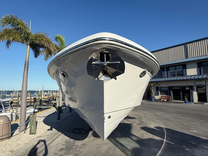  Yacht Photos Pics 2017 Everglades 355 Cc - Image 6