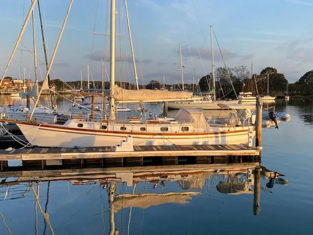 Entangled Yacht Photos Pics 