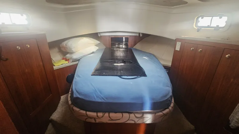 Sarah Stuart Yacht Photos Pics 