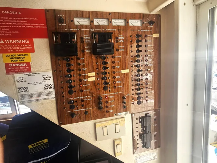 Sarah Stuart Yacht Photos Pics 