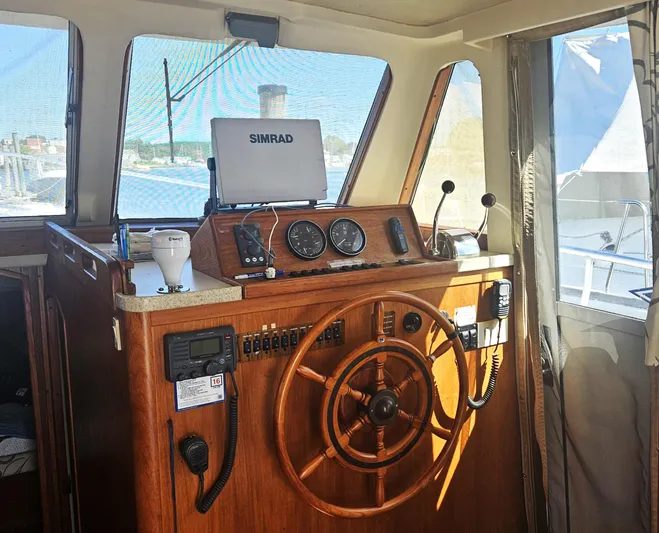 Sarah Stuart Yacht Photos Pics 