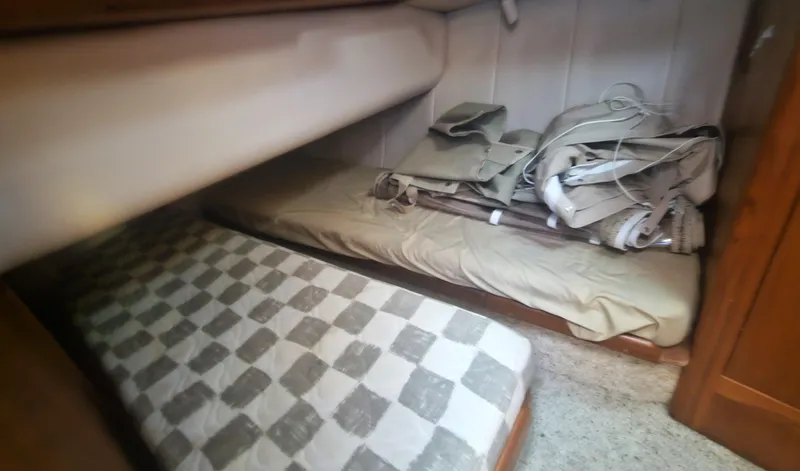 Sarah Stuart Yacht Photos Pics 