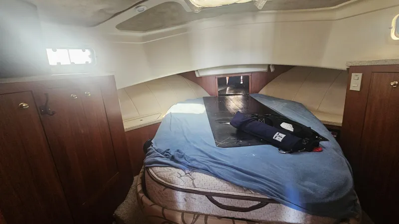 Sarah Stuart Yacht Photos Pics 