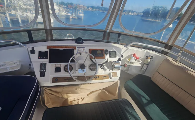 Sarah Stuart Yacht Photos Pics 