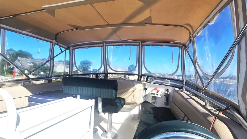 Sarah Stuart Yacht Photos Pics 