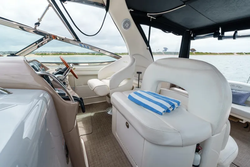 "pair-a-dice" Yacht Photos Pics 