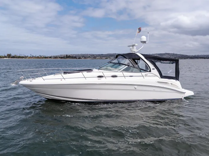 "pair-a-dice" Yacht Photos Pics 