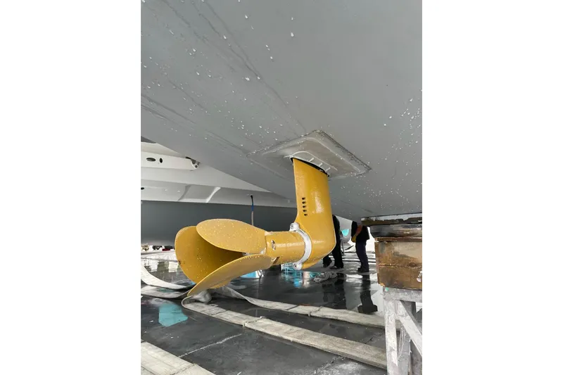 Chicago Yacht Photos Pics Lagoon 52 F 2020 yacht propeller and rudder detail in dry dock.