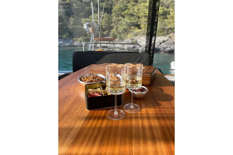 Chicago Yacht Photos Pics Wine and snacks on Lagoon 52 F yacht, 2020 model, with scenic ocean view.