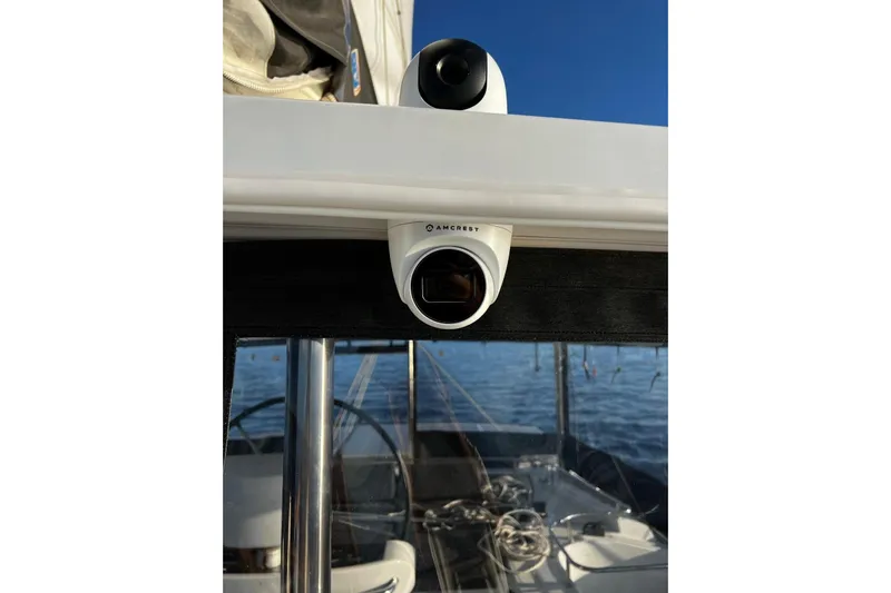 Chicago Yacht Photos Pics Security camera on 2020 Lagoon 52 F yacht, overlooking the helm and ocean.