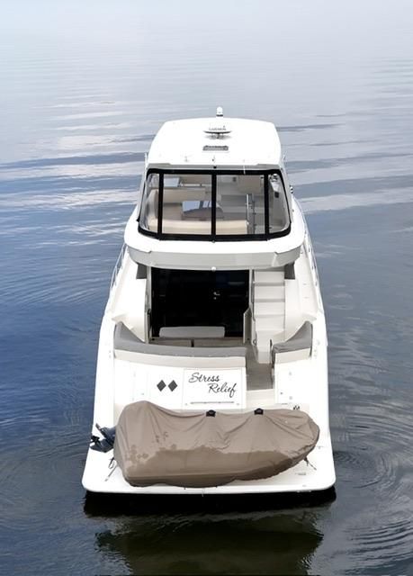 2019 Carver 52 