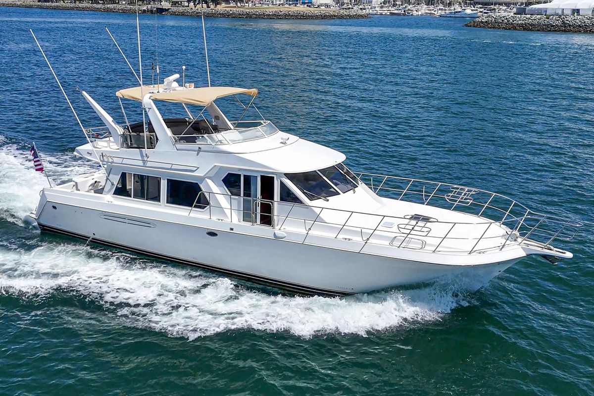 2004 Navigator 57 
