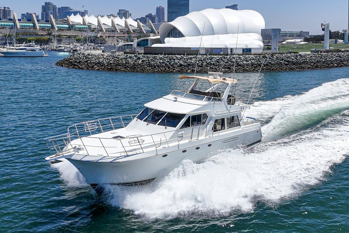 2004 Navigator 57 