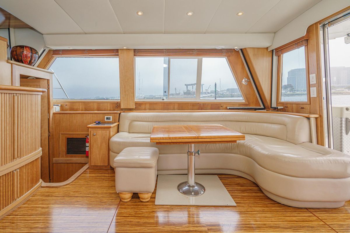 2004 Navigator 57 