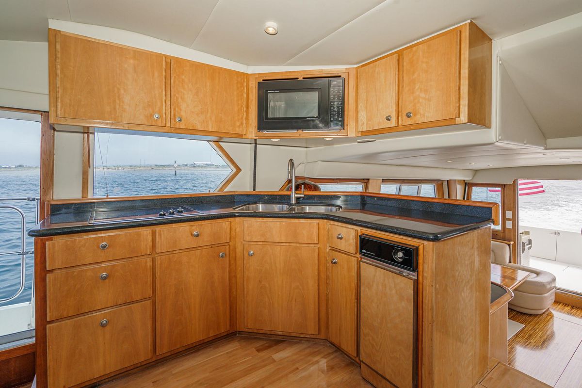 2004 Navigator 57 