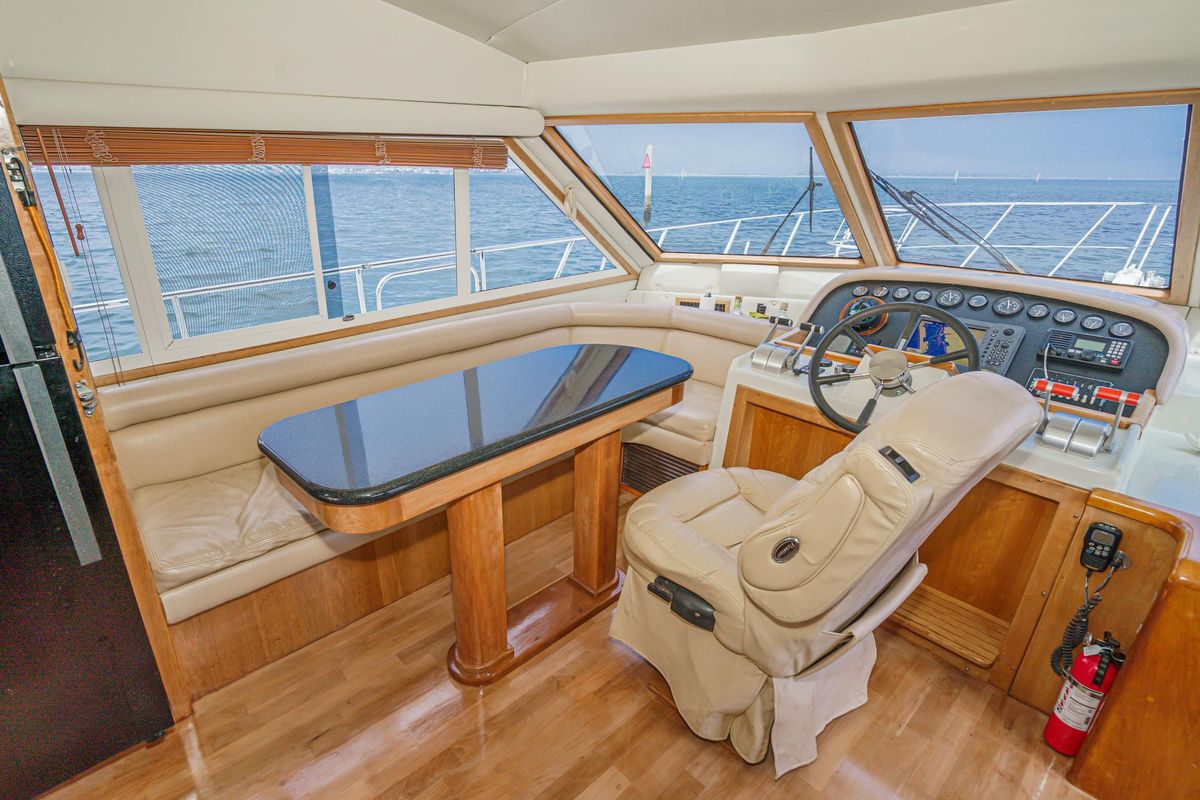 2004 Navigator 57 