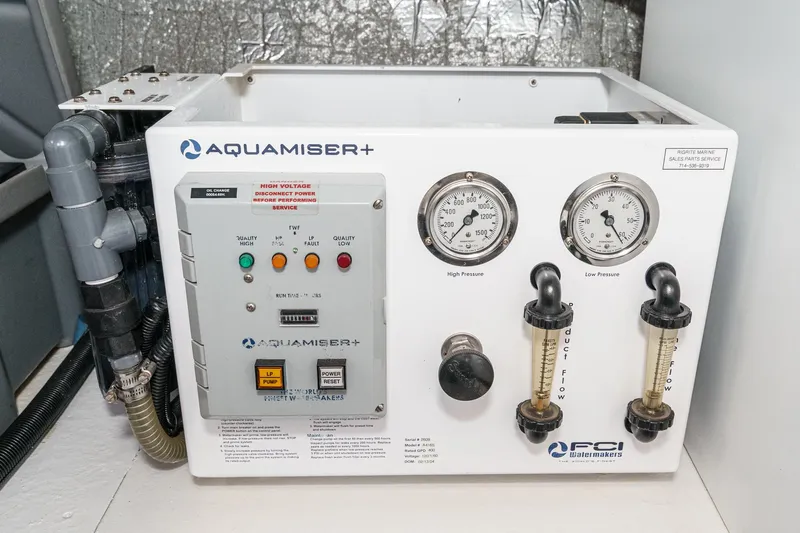 Freedom Rocks Yacht Photos Pics 