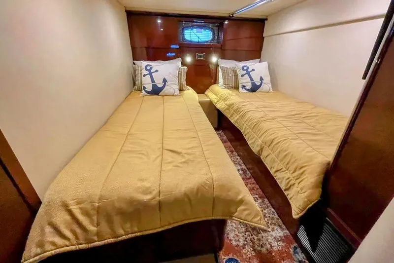 Down Time Yacht Photos Pics 