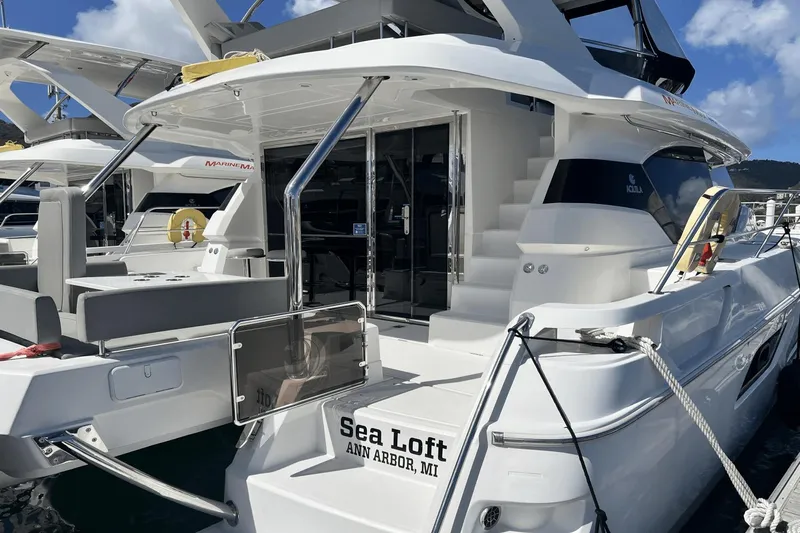 Sea Loft Yacht Photos Pics 