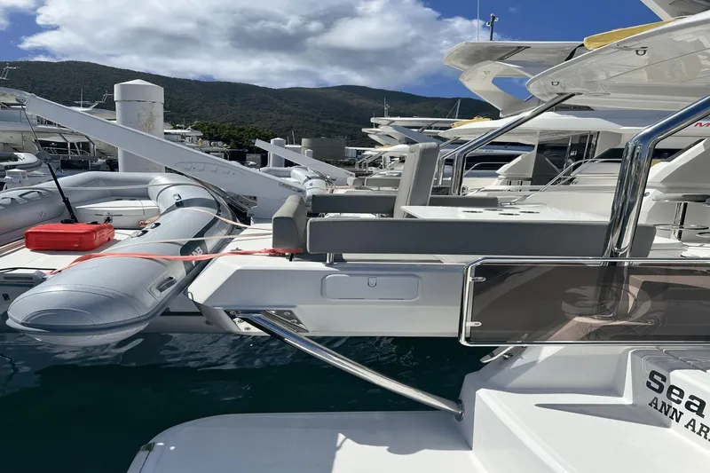 Sea Loft Yacht Photos Pics 