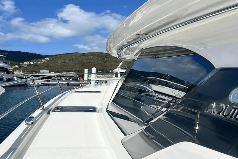 Sea Loft Yacht Photos Pics 