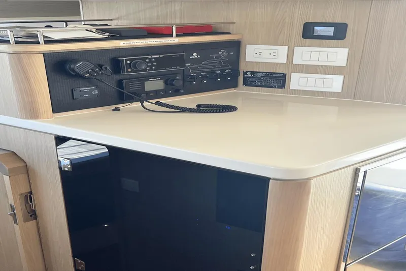 Sea Loft Yacht Photos Pics 