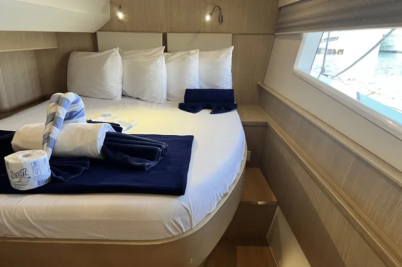 Sea Loft Yacht Photos Pics 