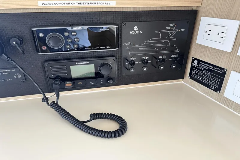 Sea Loft Yacht Photos Pics 