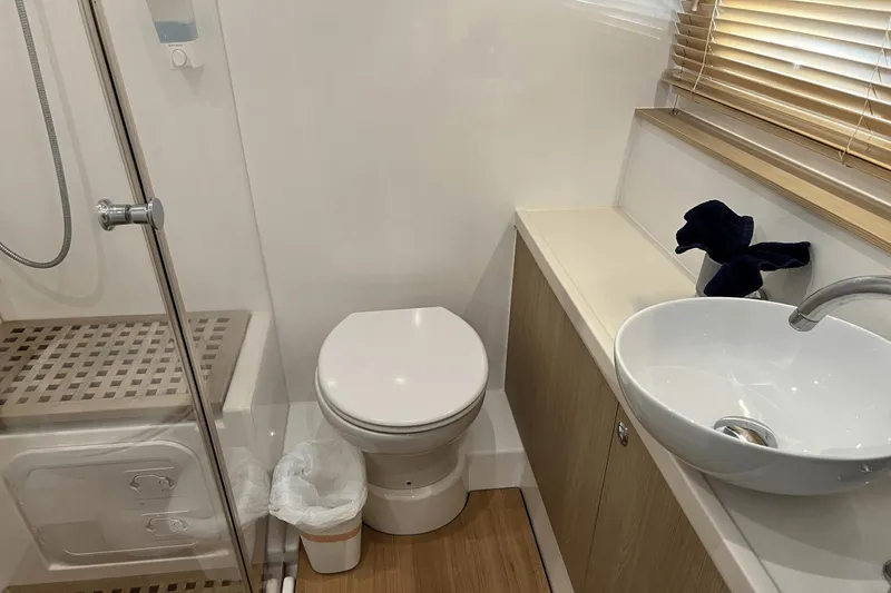 Sea Loft Yacht Photos Pics 