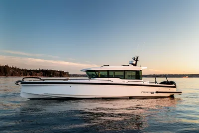 2025 Axopar Axopar 37 XC Cross Cabin