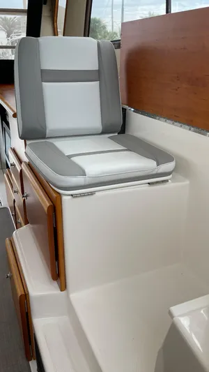  Yacht Photos Pics Interior seating of 2018 Cutwater C-30 Command Bridge LE boat.