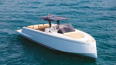 Yacht