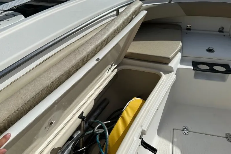 Wan Boat Yacht Photos Pics SCOUT BOAT 282 XSF