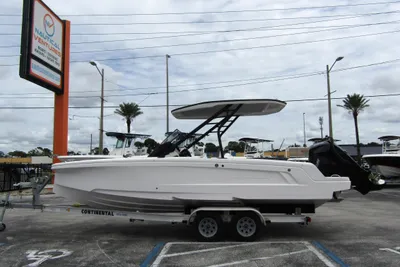 2022 Axopar 22 T-Top
