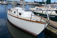 1983 Cape Dory 25