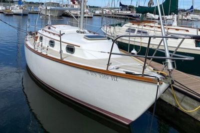 Cape Dory 25