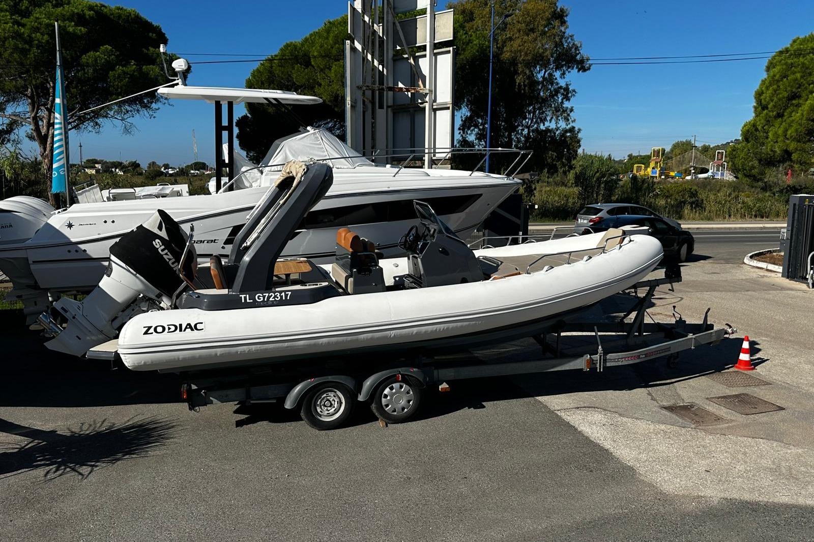 2024 Zodiac Medline 7.5