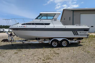 Sport-Craft 250 OFFSHORE