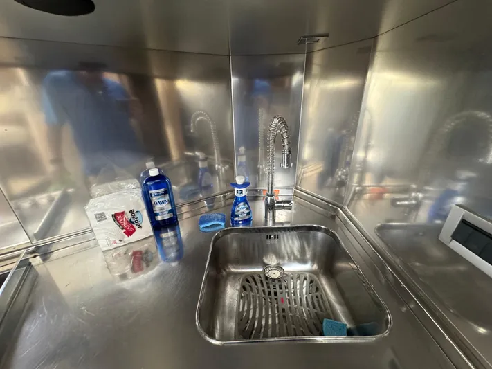 Revalia Yacht Photos Pics 