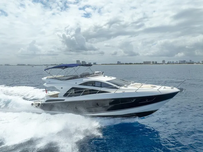  Yacht Photos Pics 2015 Sunseeker Manhattan 55 - Image 8