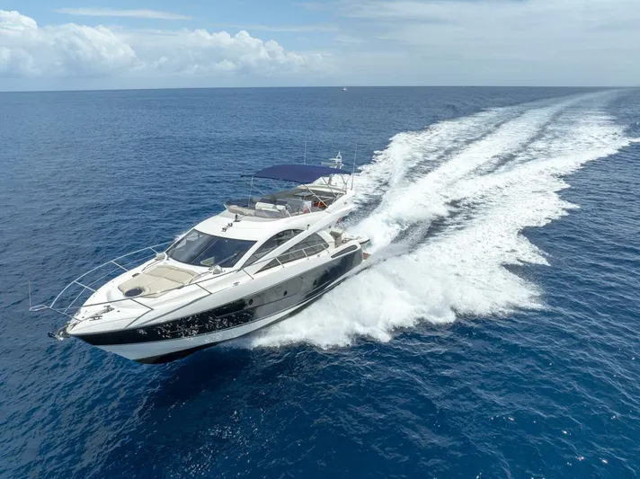  Yacht Photos Pics 2015 Sunseeker Manhattan 55 - Image 1