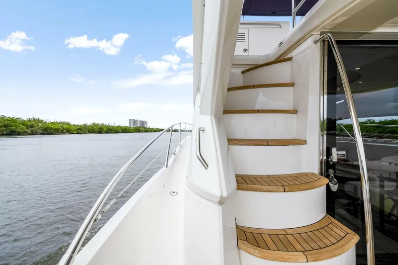  Yacht Photos Pics 2015 Sunseeker Manhattan 55 - Image 19