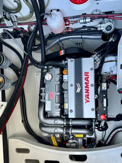 Levante Yacht Photos Pics Engine compartment of 2022 Xquisite Yachts X5 PLUS with Yanmar engine.